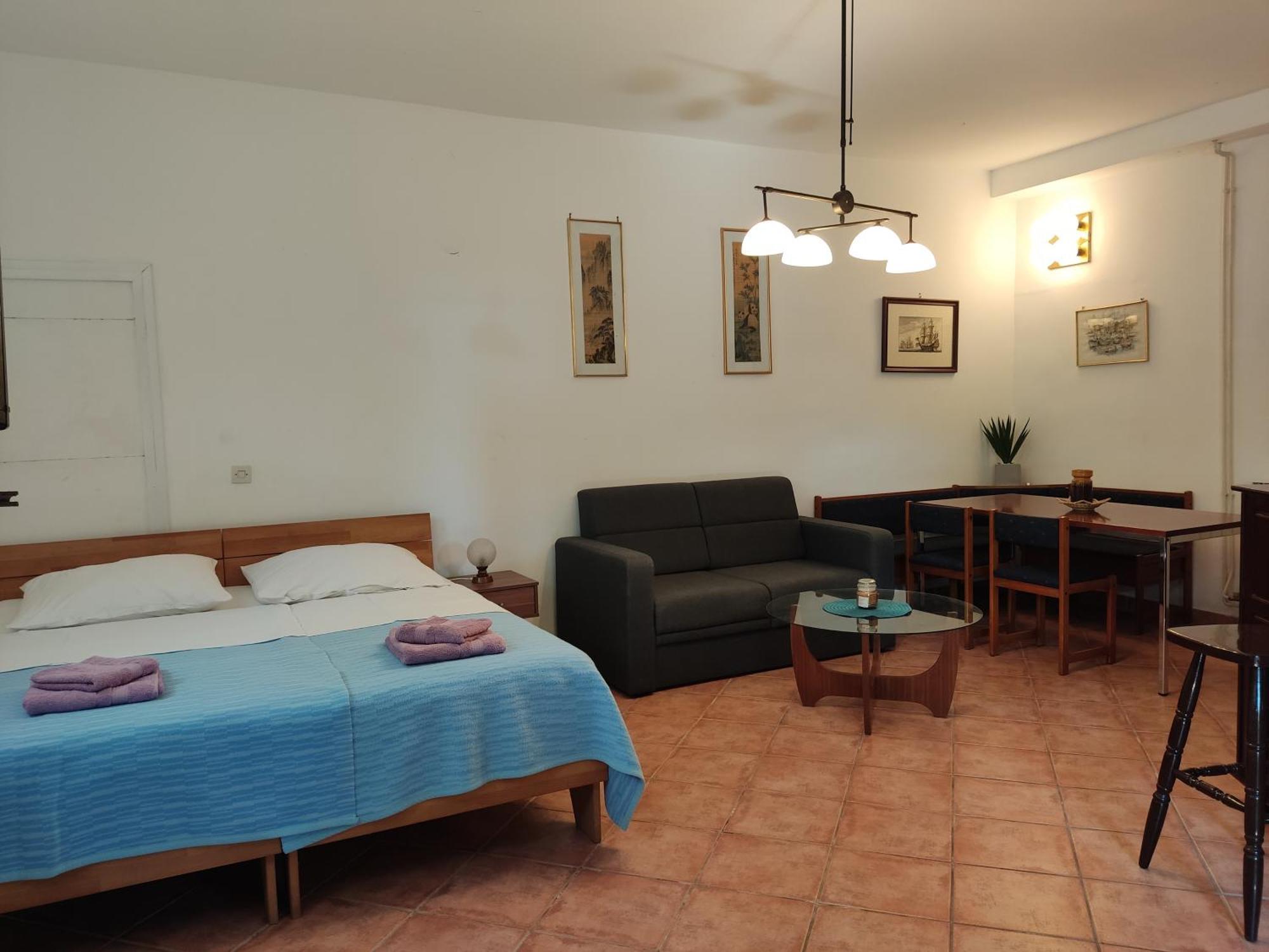 Apartment Koka, Sandy Beach 茨里克韦尼察 外观 照片
